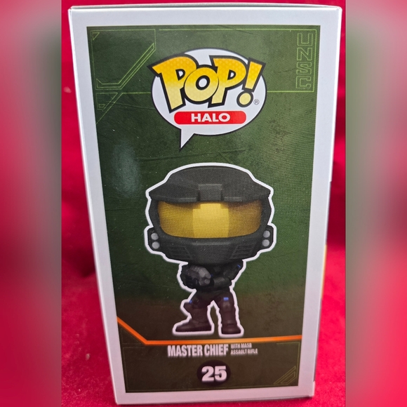 Master chief with MA58 rifle funko exclusive # 25 (nib) With Pop Protector - Picture 6 of 7